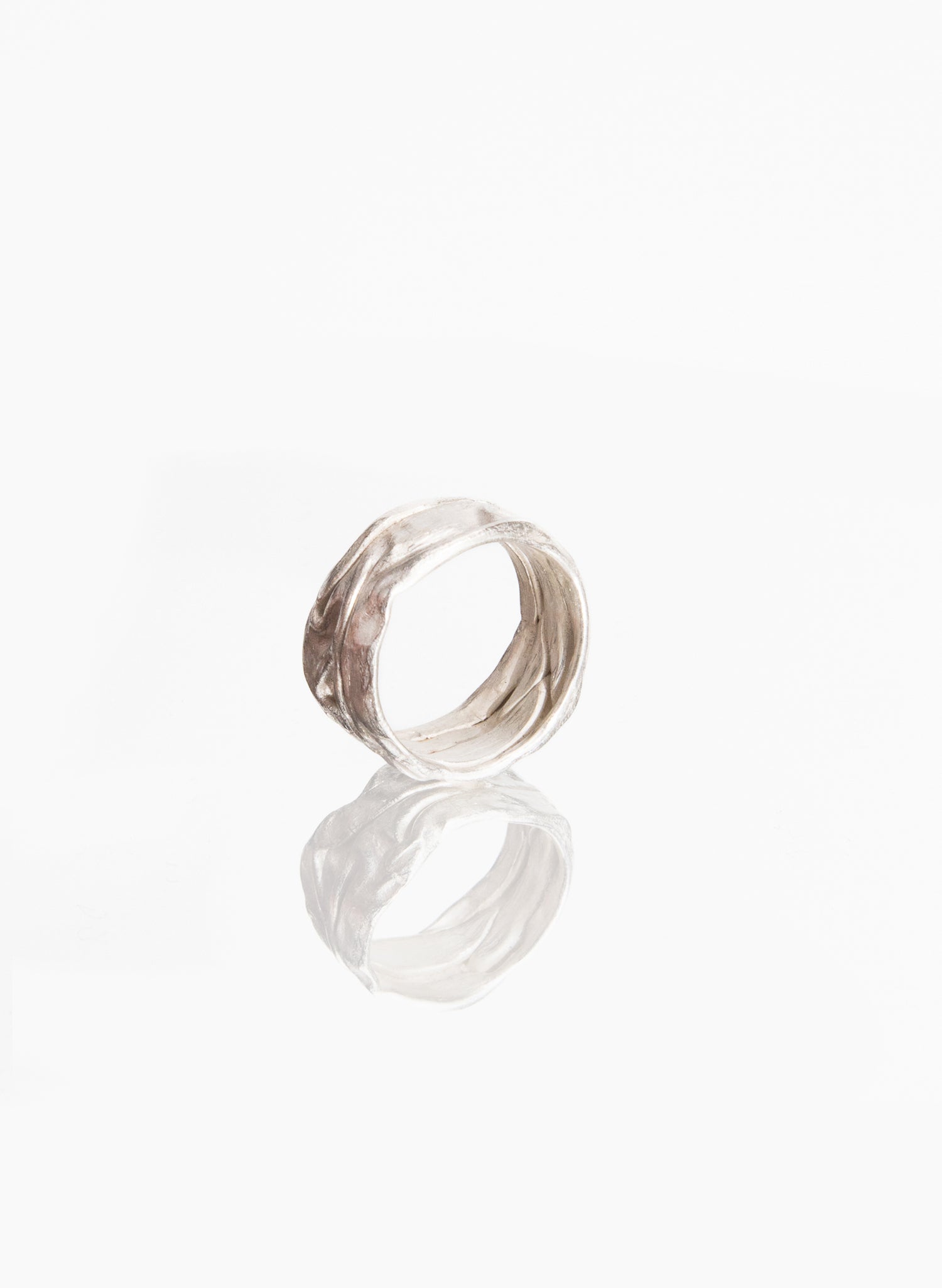 Crush Band Ring - Medium