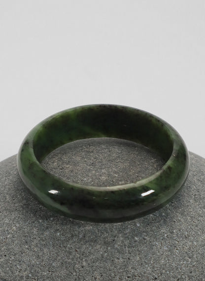 Pounamu Bracelet w/Case