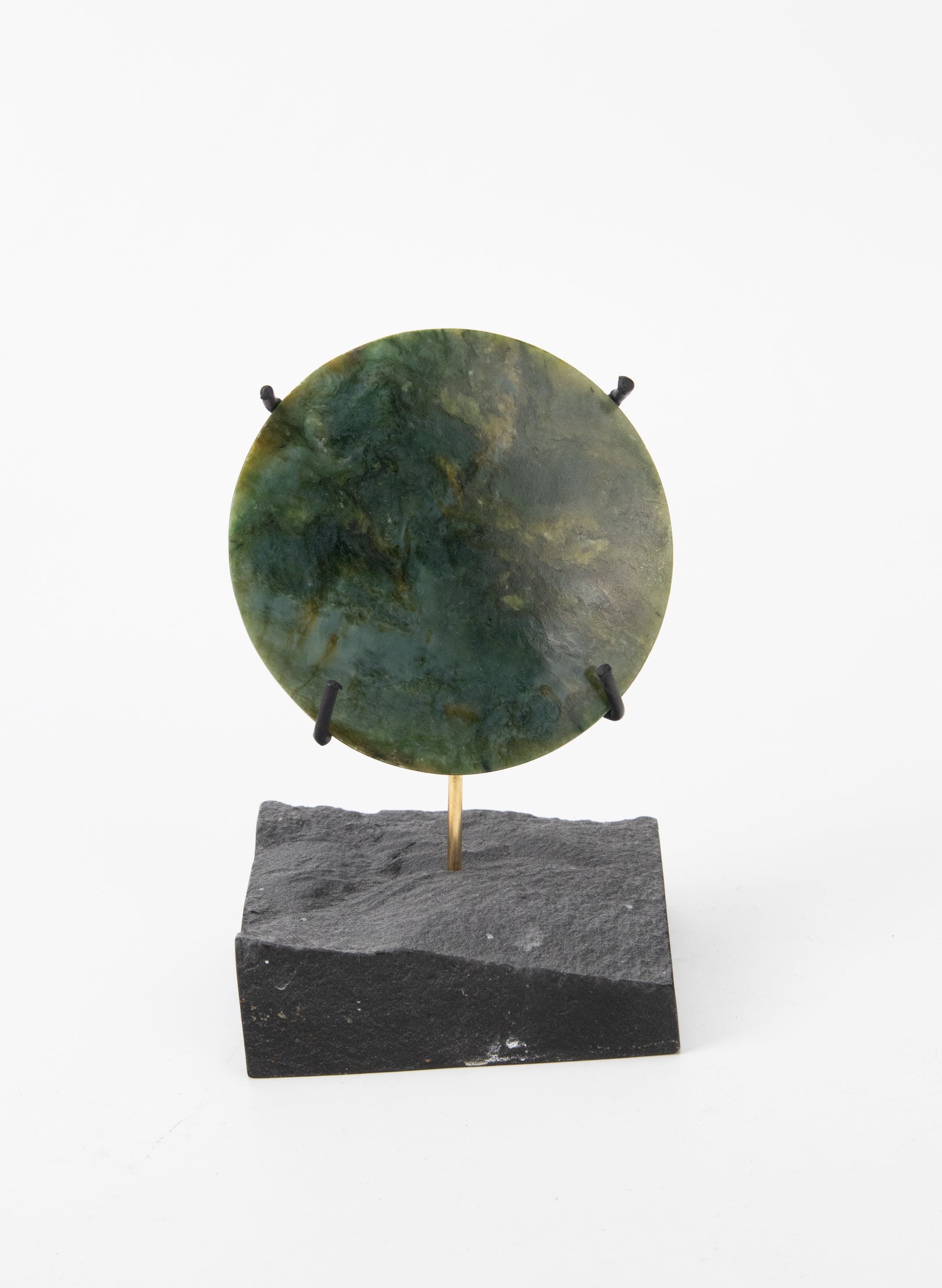 Pounamu Disc Sculpture