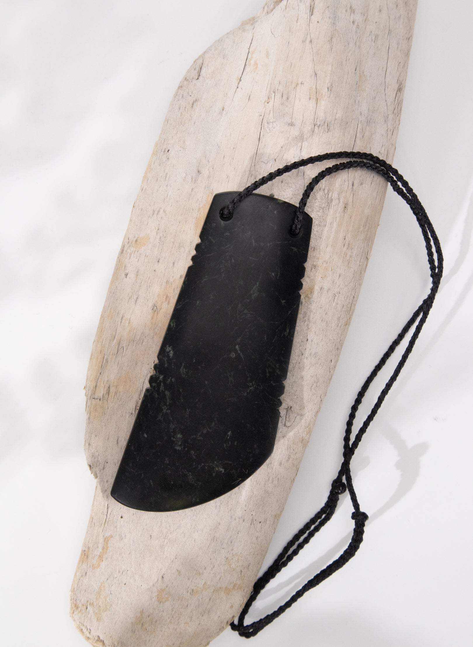 Large Lashed Pounamu Toki