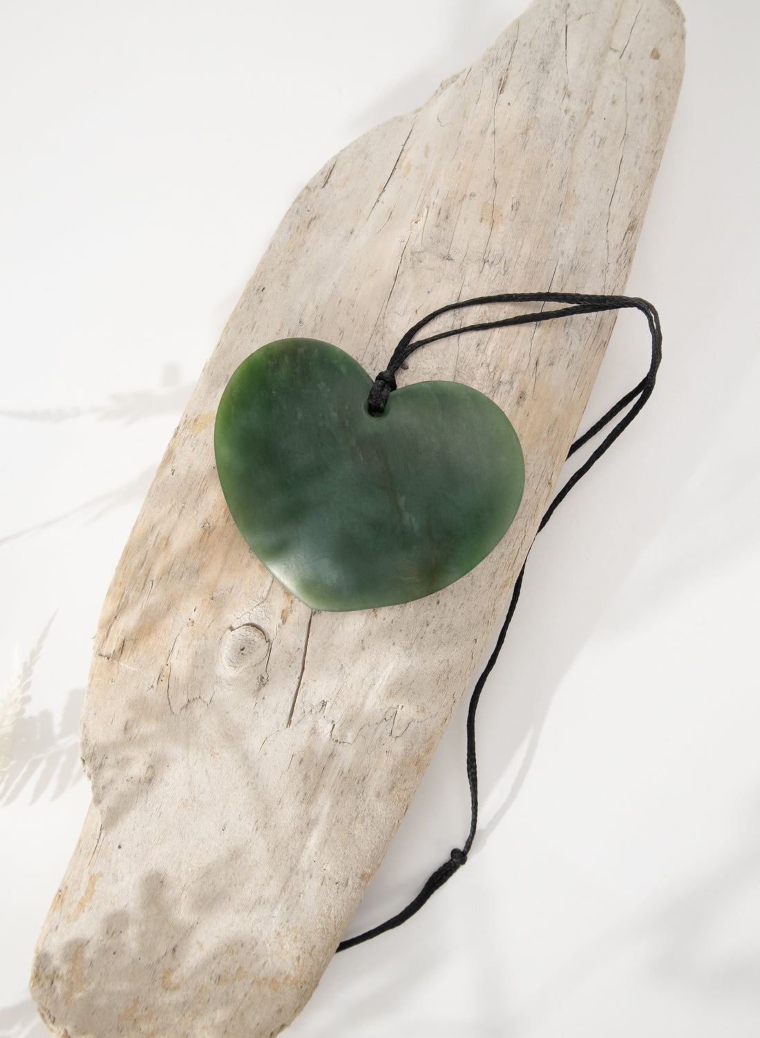 Medium Pounamu Heart