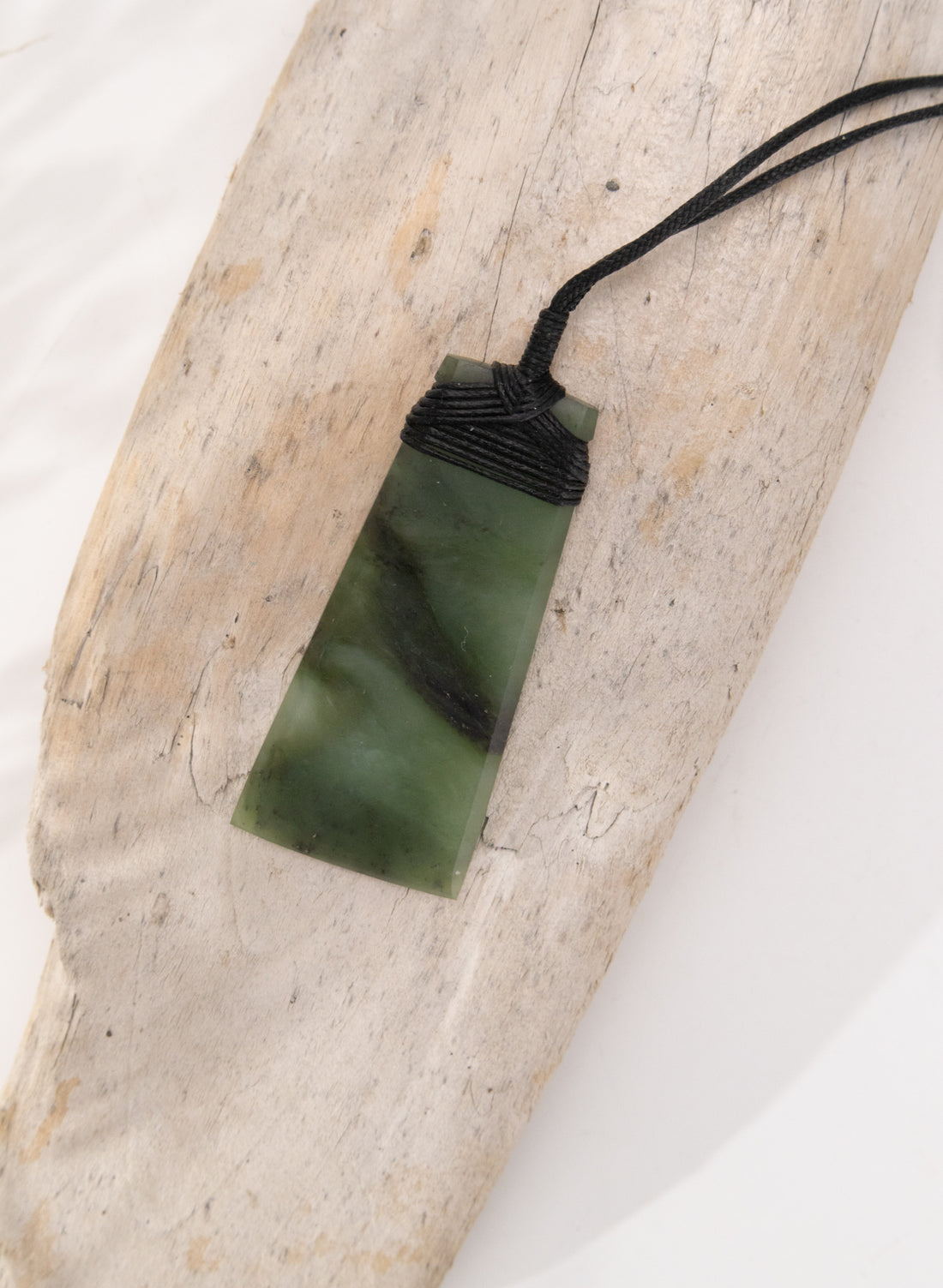 Bound Pounamu Toki