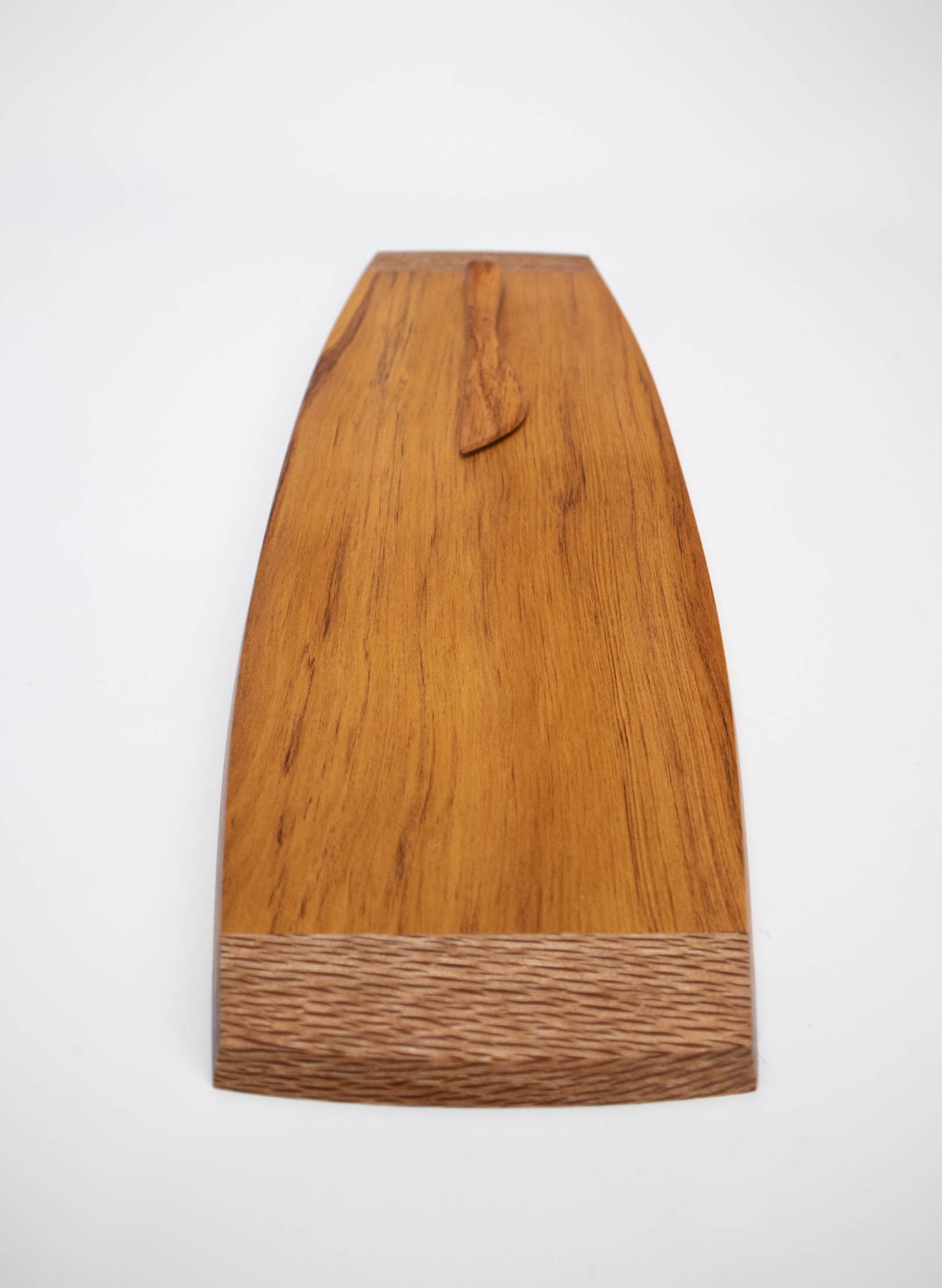 Waka Cheese Board With Knife - Rimu