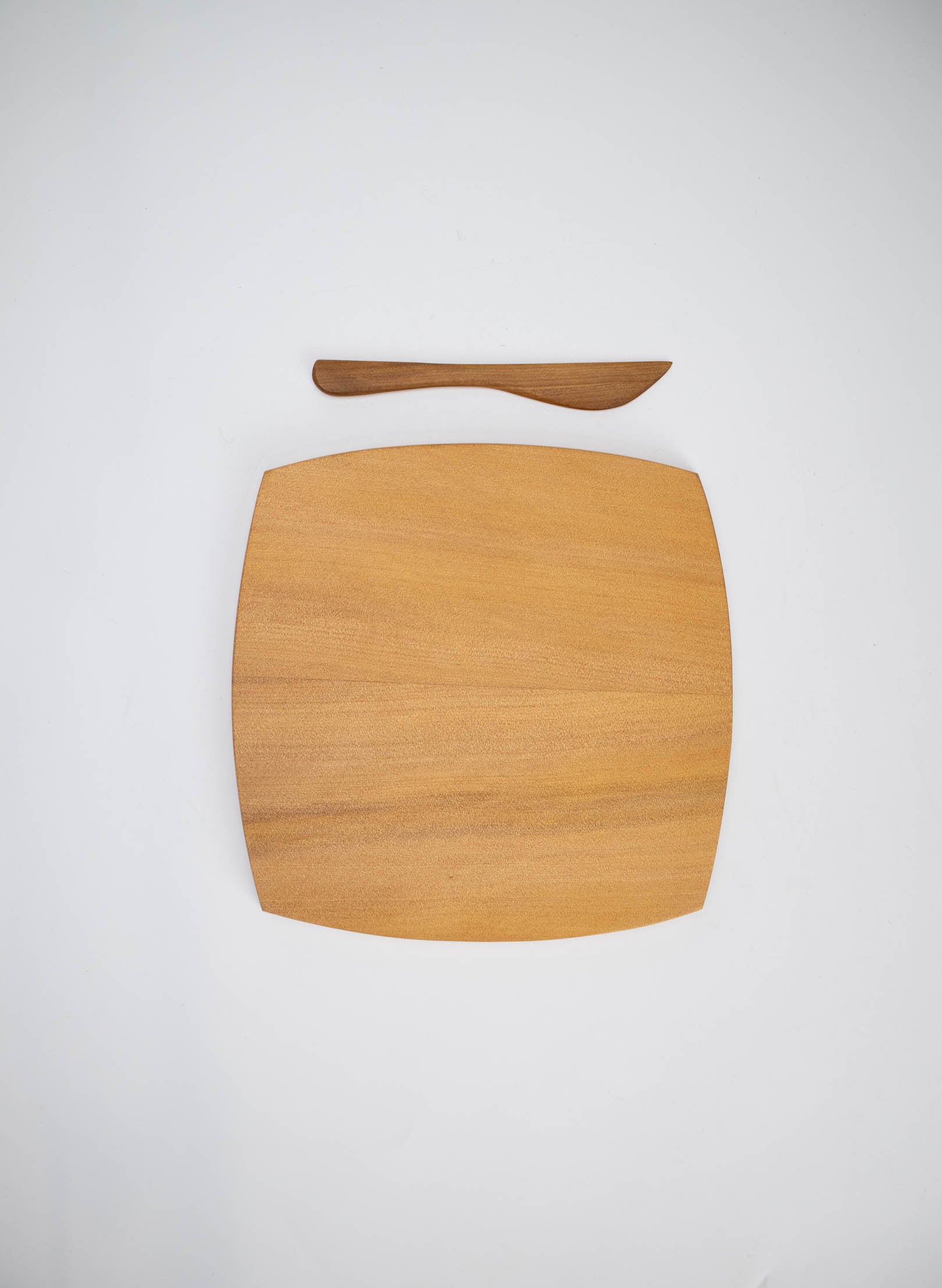 Kauri Board With Knife - Large