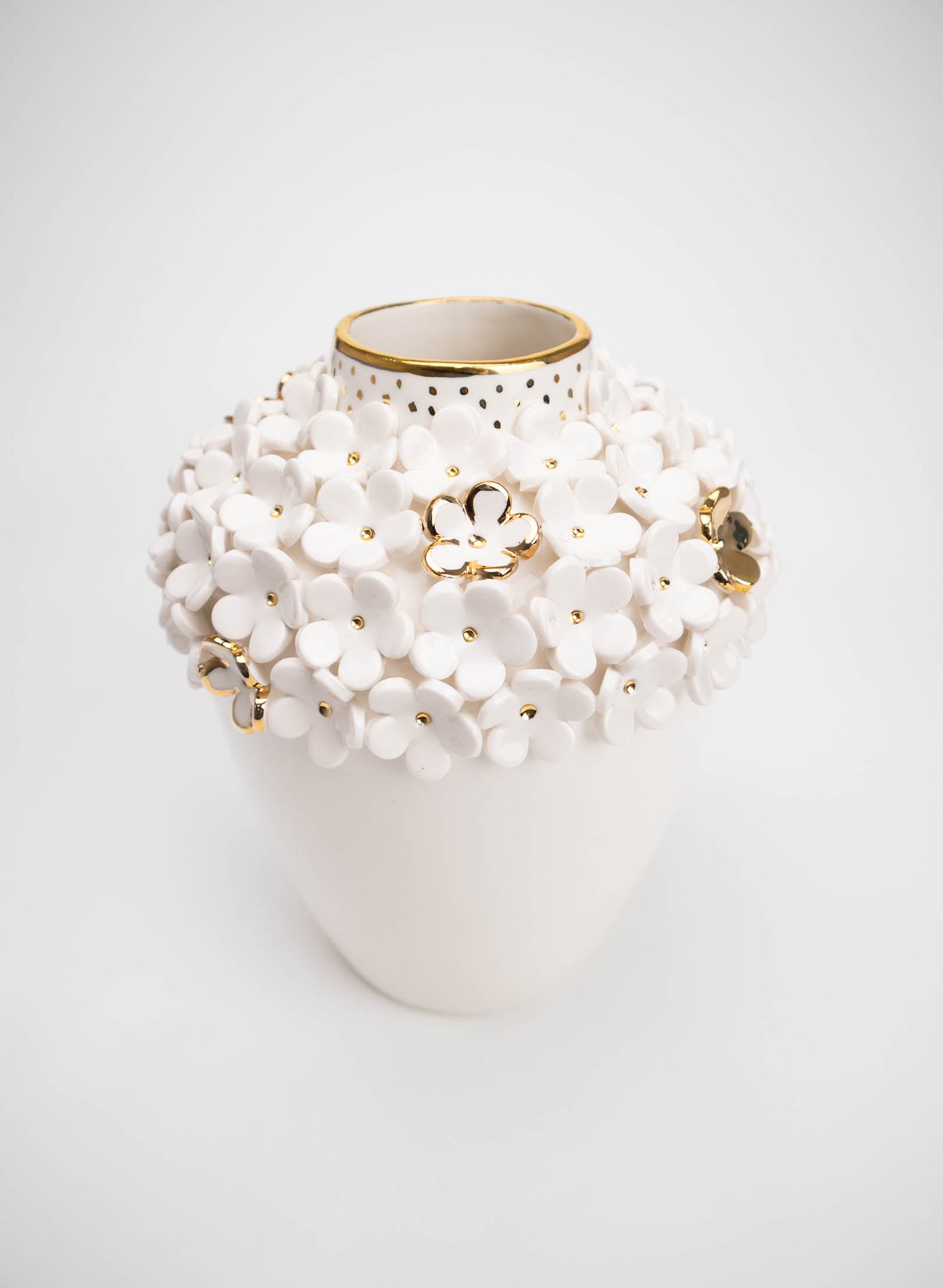 XL Ginger Jar - White with Golden Flowers