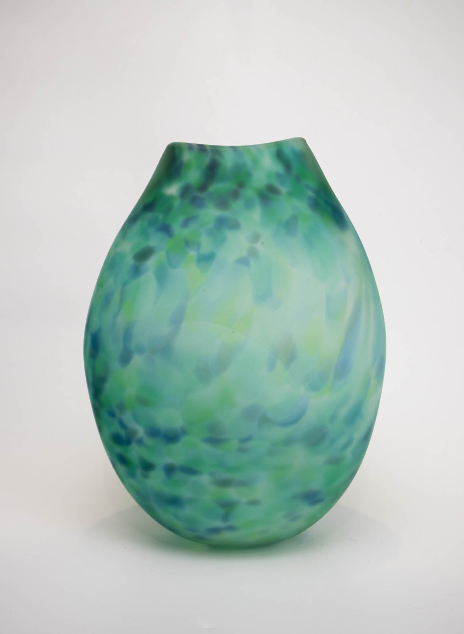 Greenstone Boulder Vase - Large