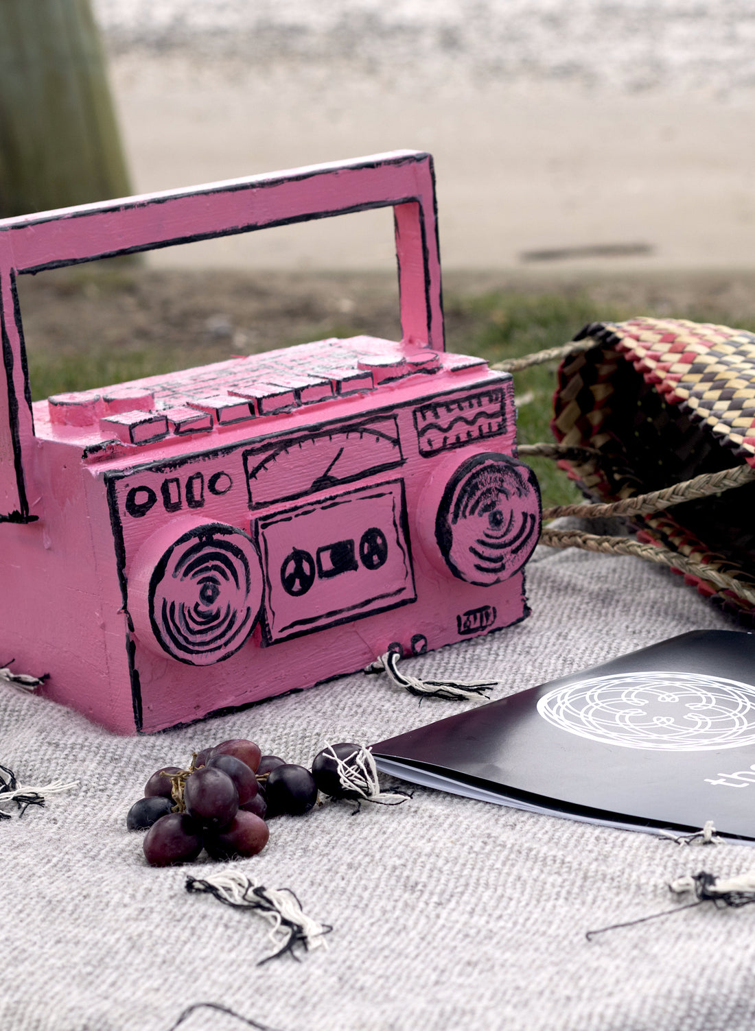 Ghetto Blaster Pink - Large