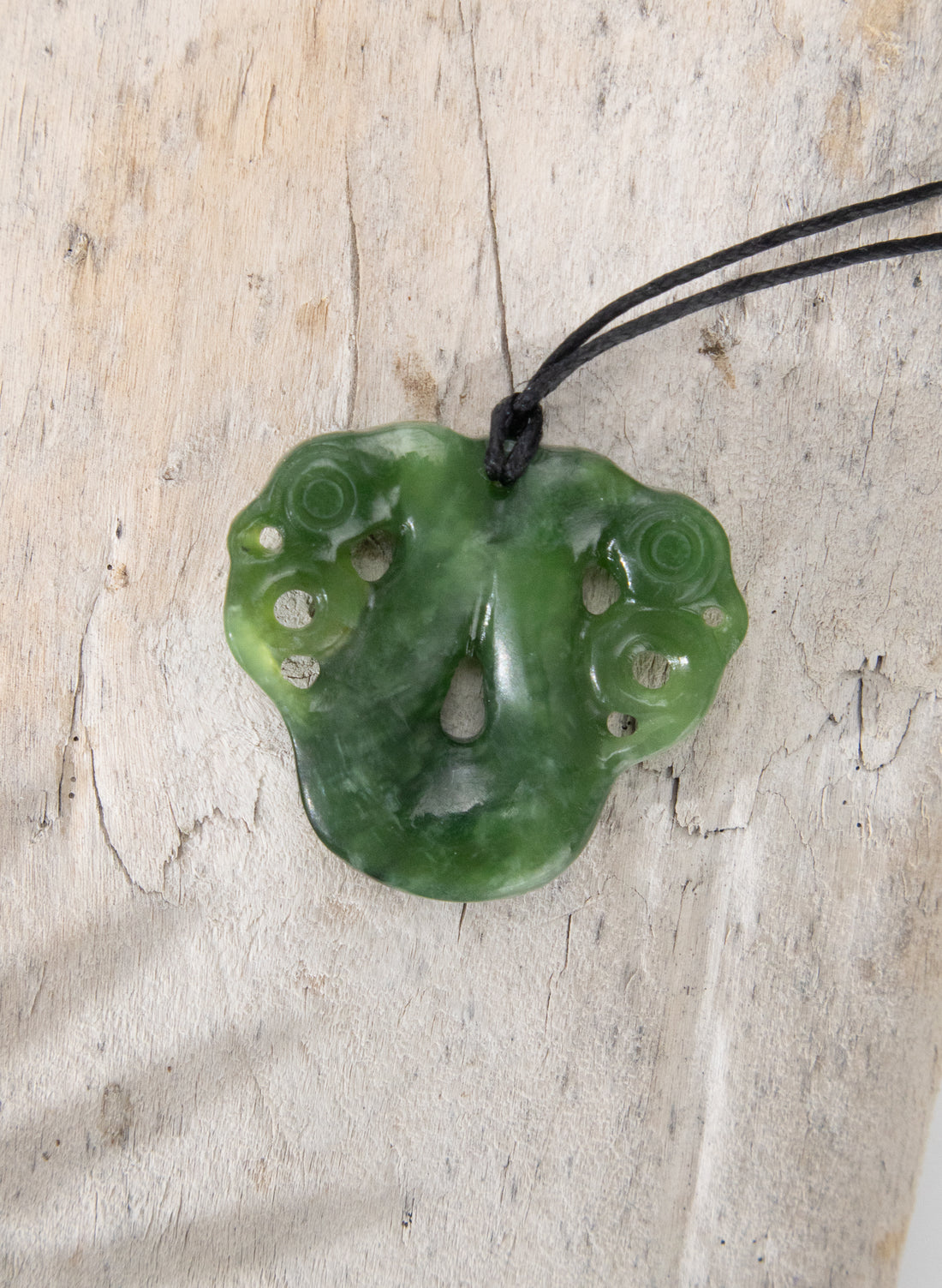 Pekapeka Pounamu Pendant