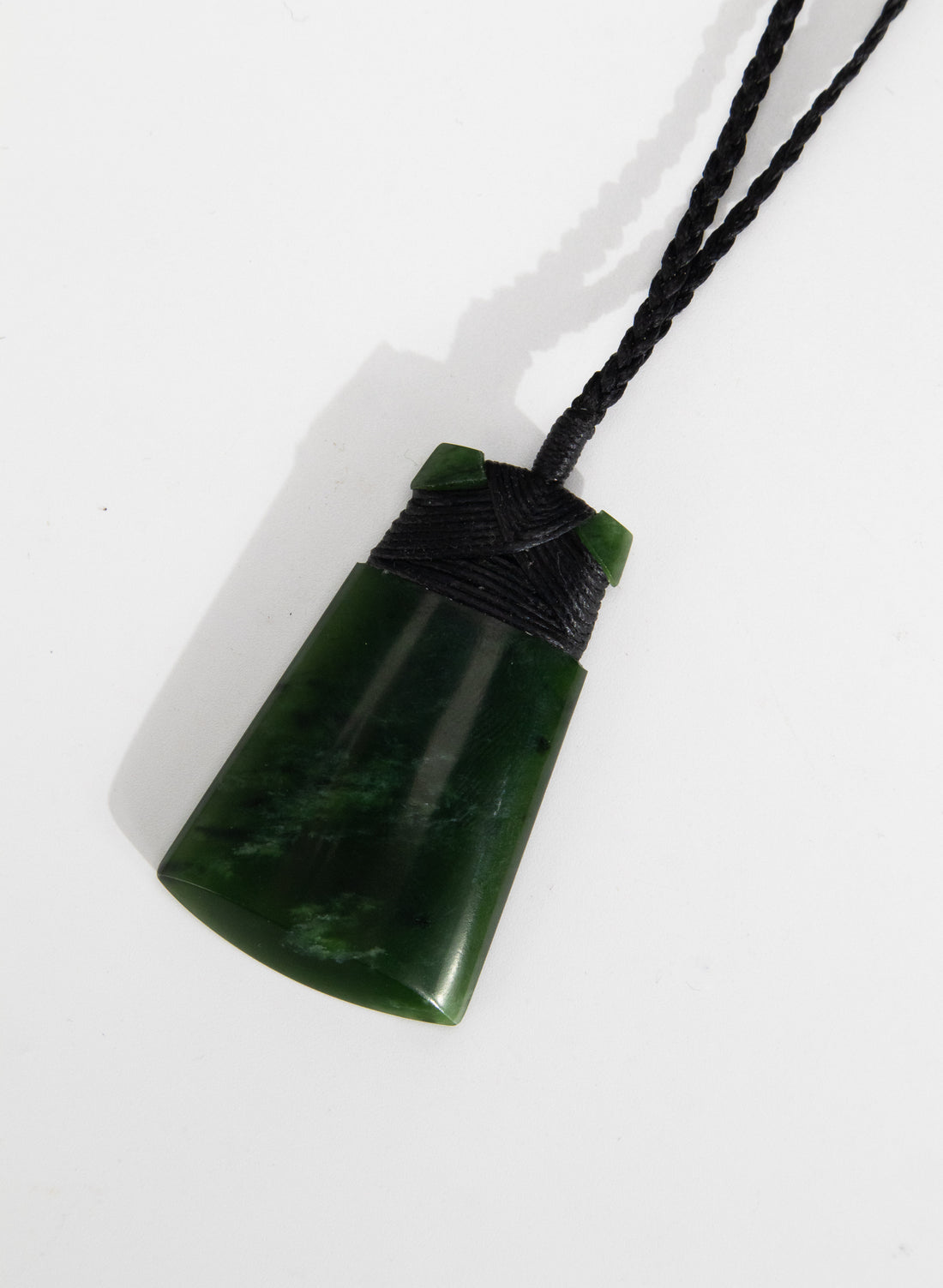 Bound Pounamu Toki