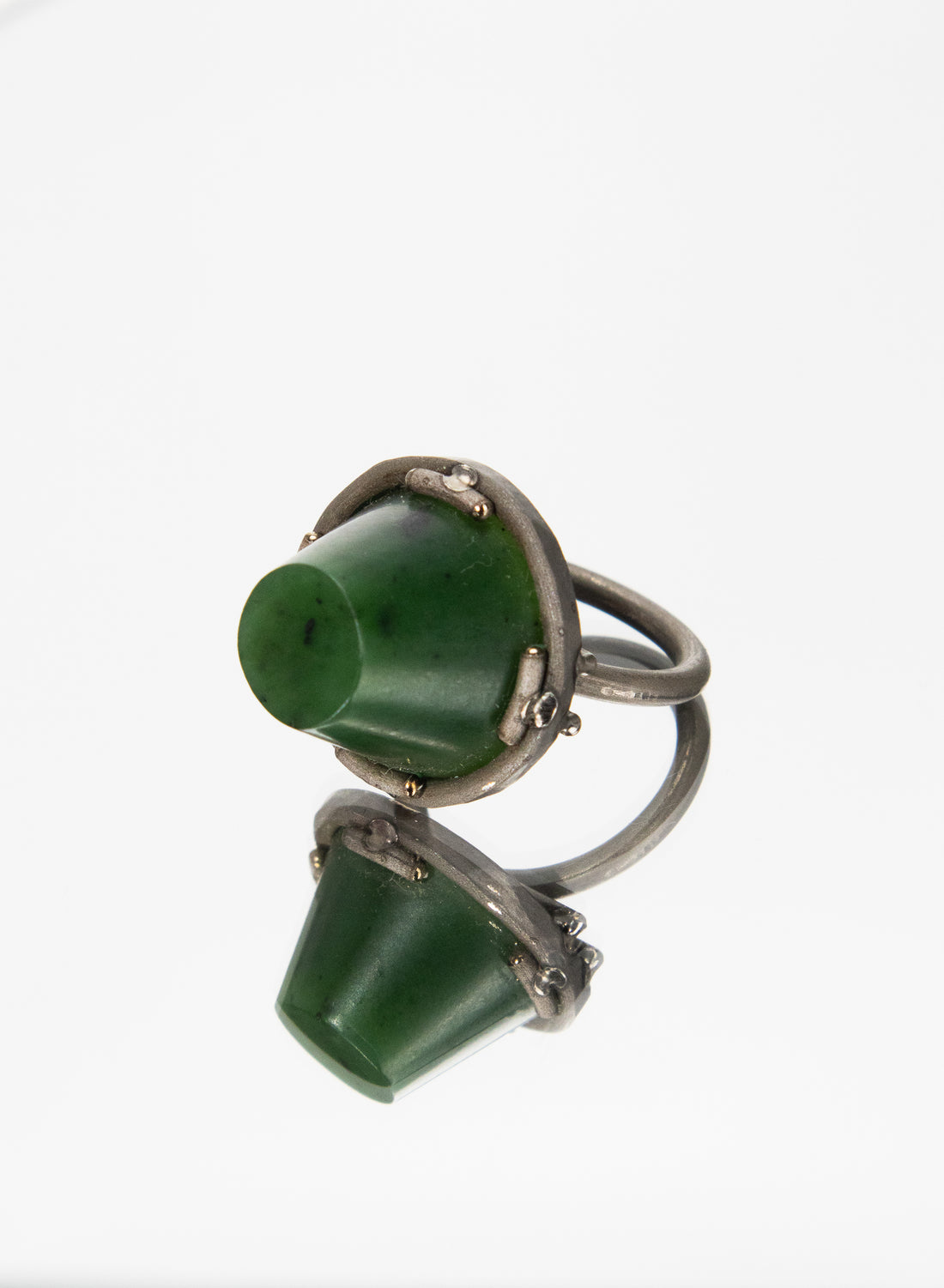 NZ Pounamu &amp; Titanium Ring