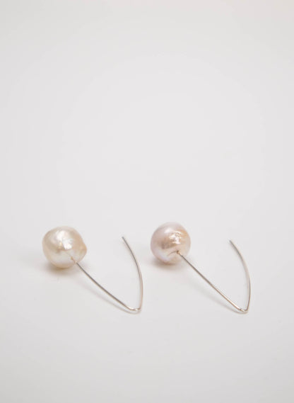 Wrinkled Pearl Earrings