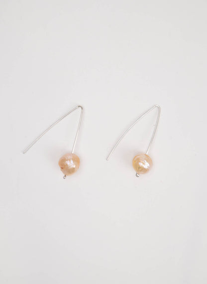 Wrinkled Pearl Earrings