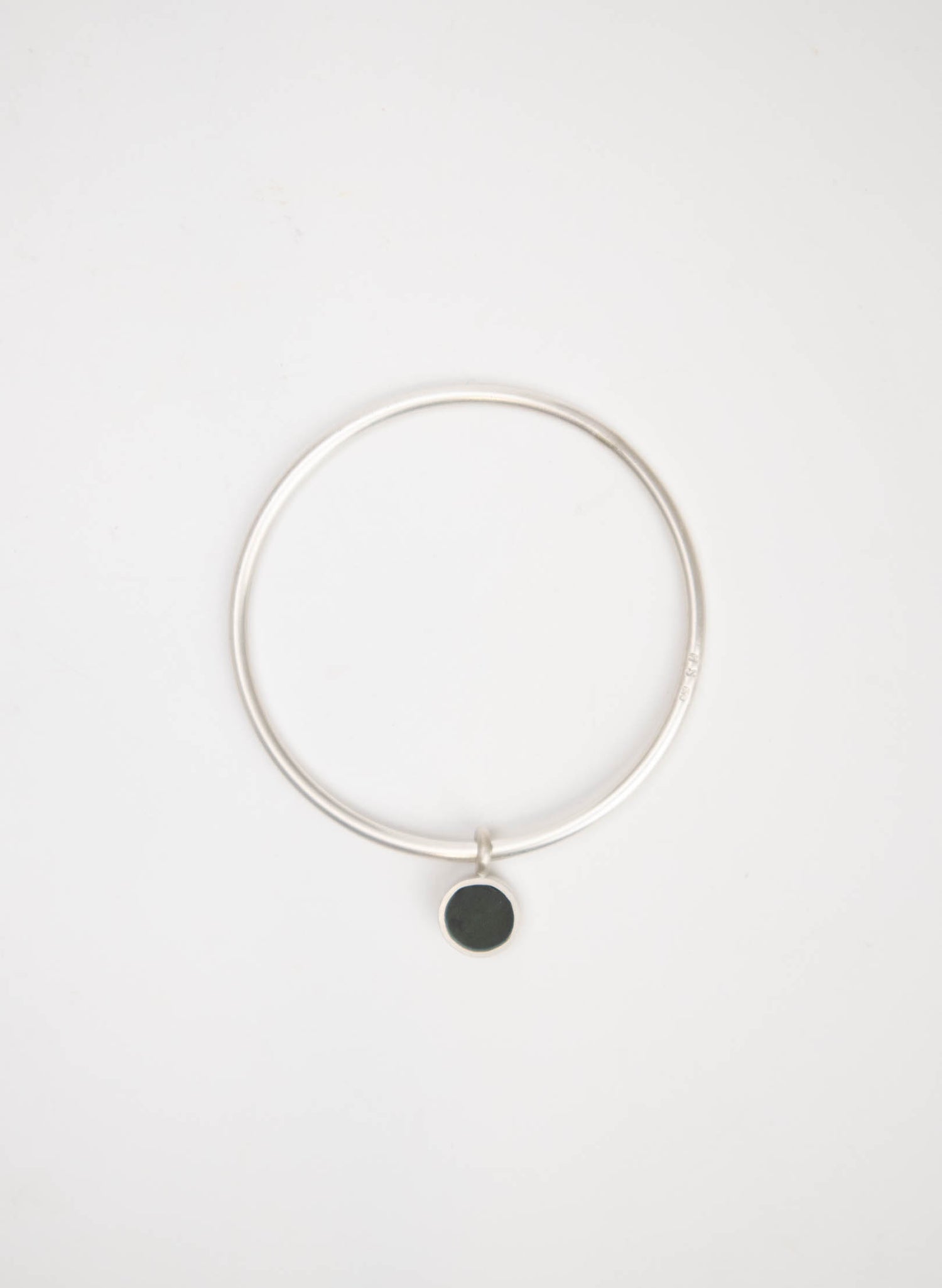 Medium Caim Bangle Pounamu