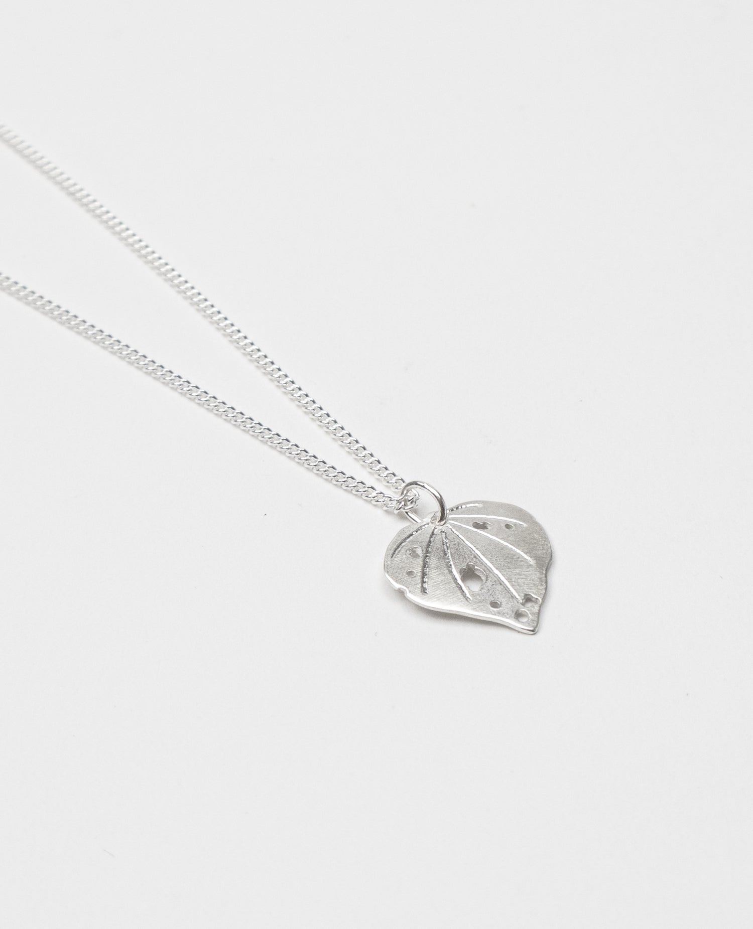 Kawakawa Small Pendant