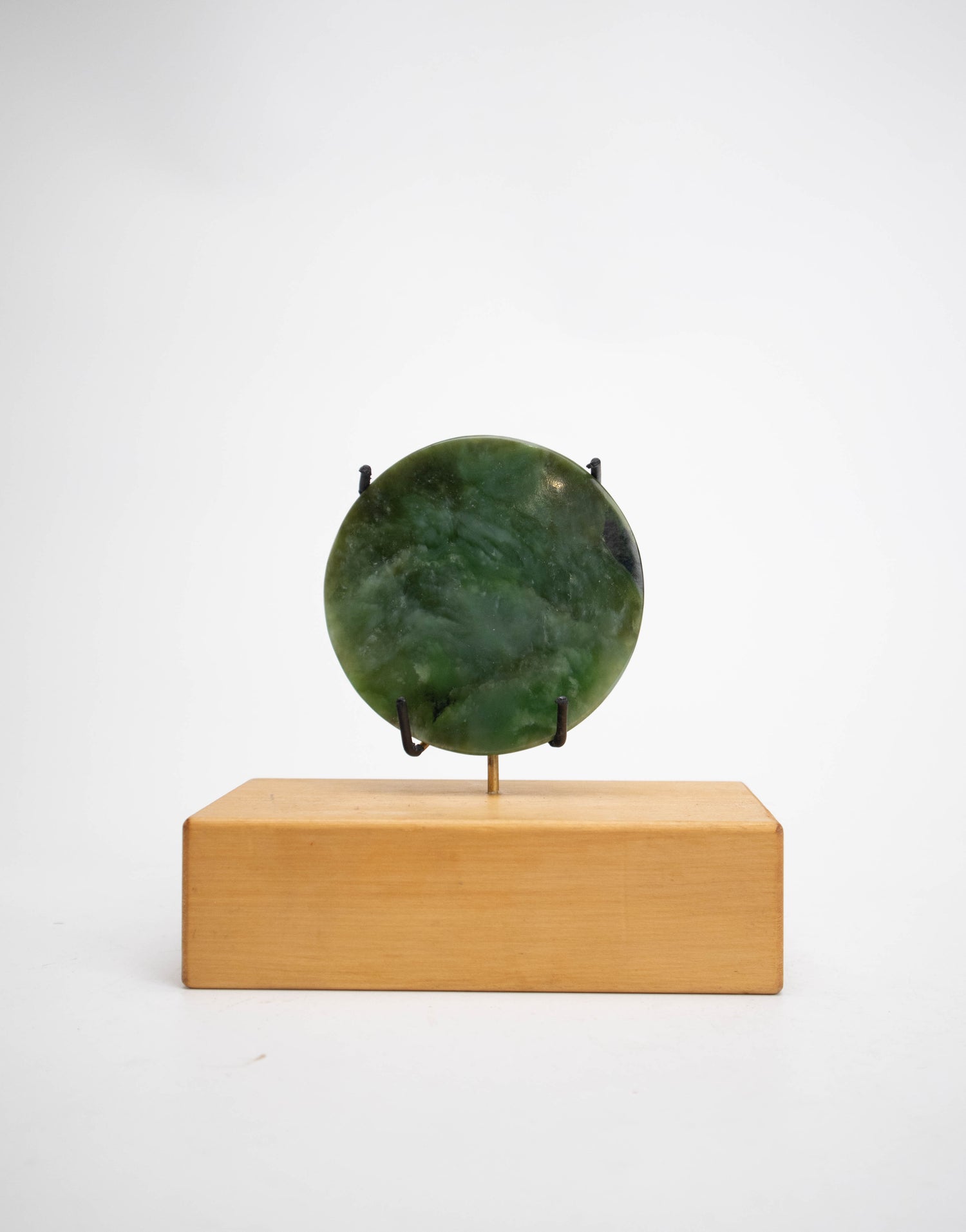 Pounamu Disc Sculpture