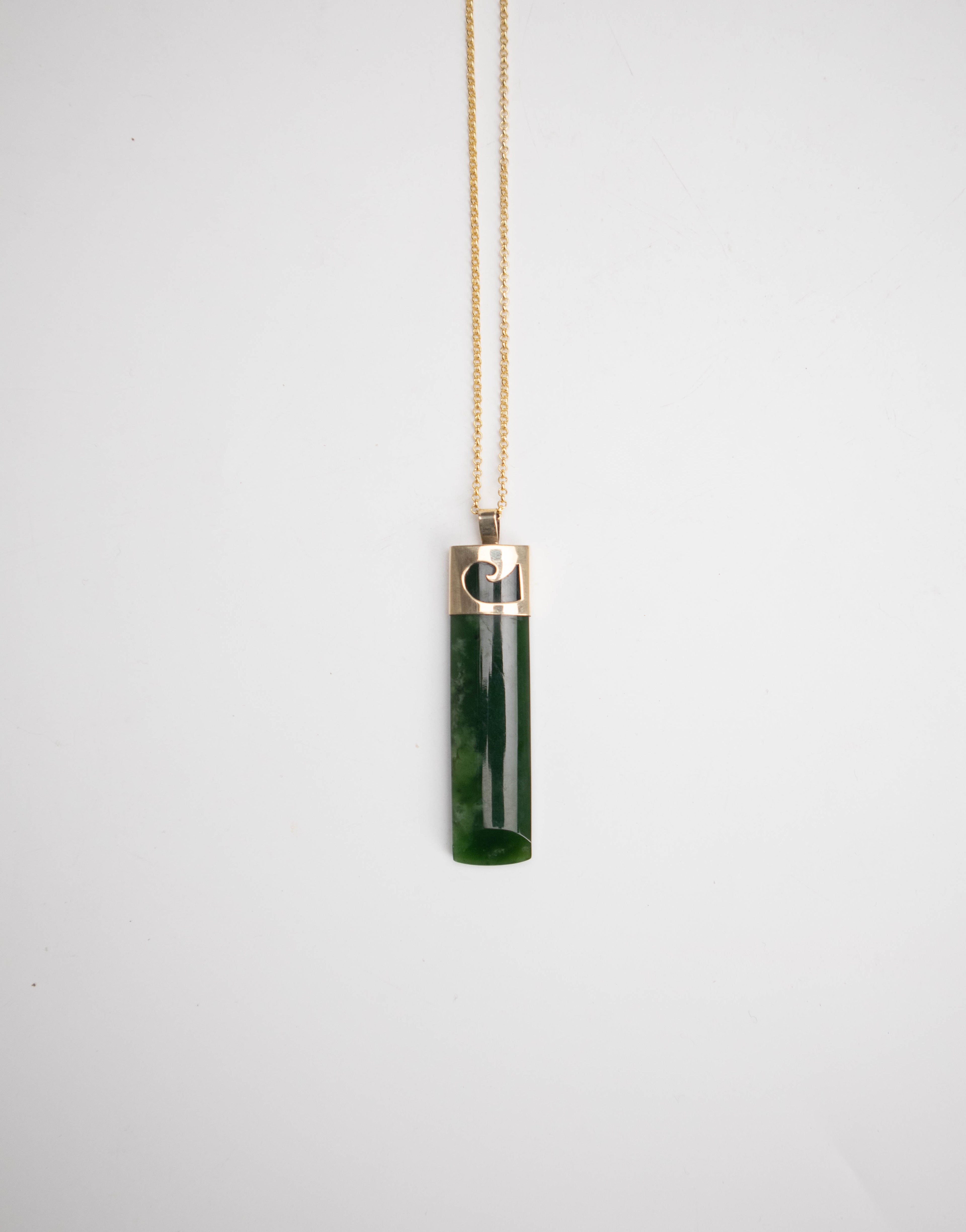 Pounamu Pendant with Gold Clasp