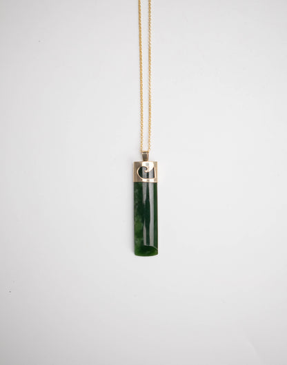 Pounamu Pendant with Gold Clasp