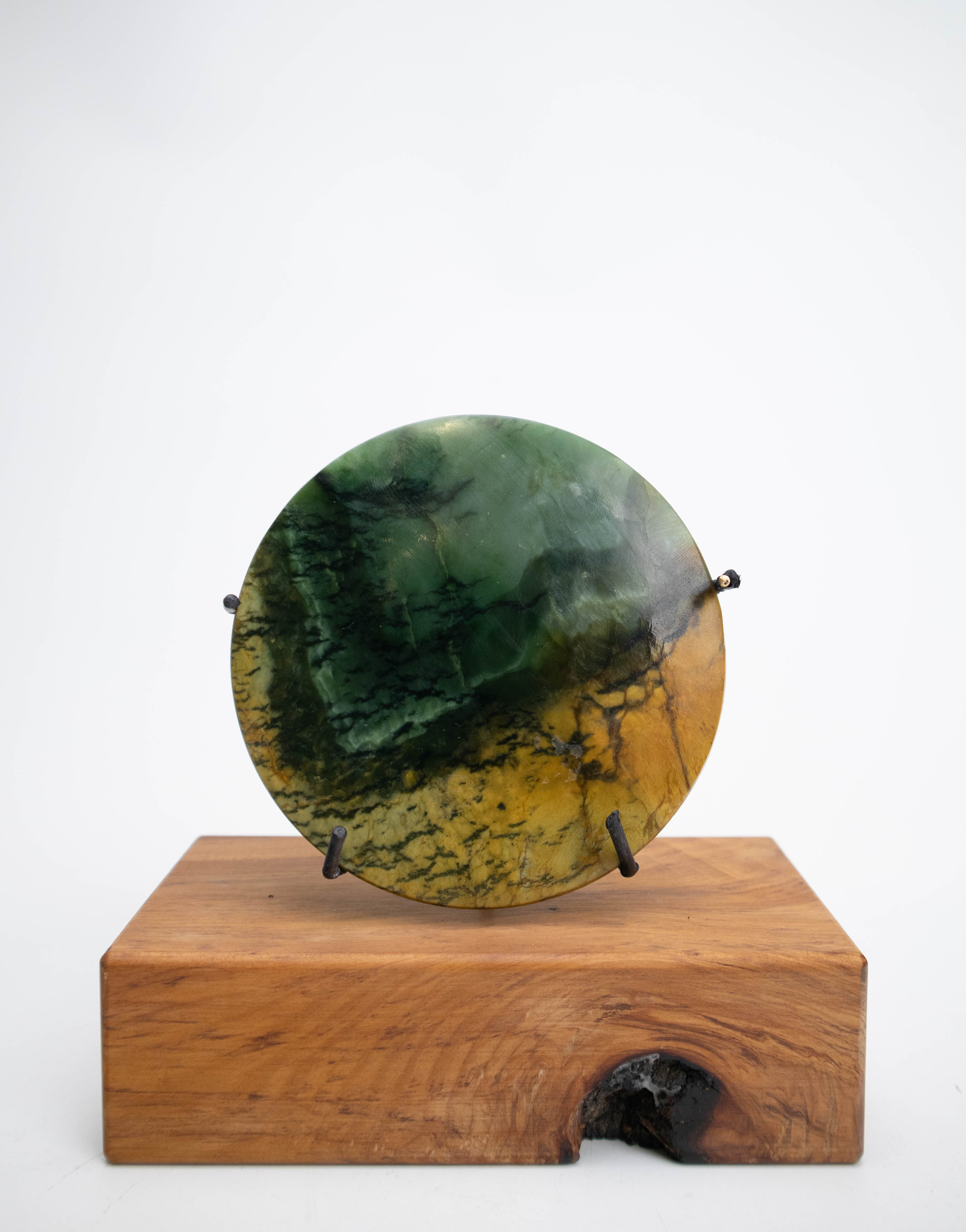 Pounamu Disc Sculpture