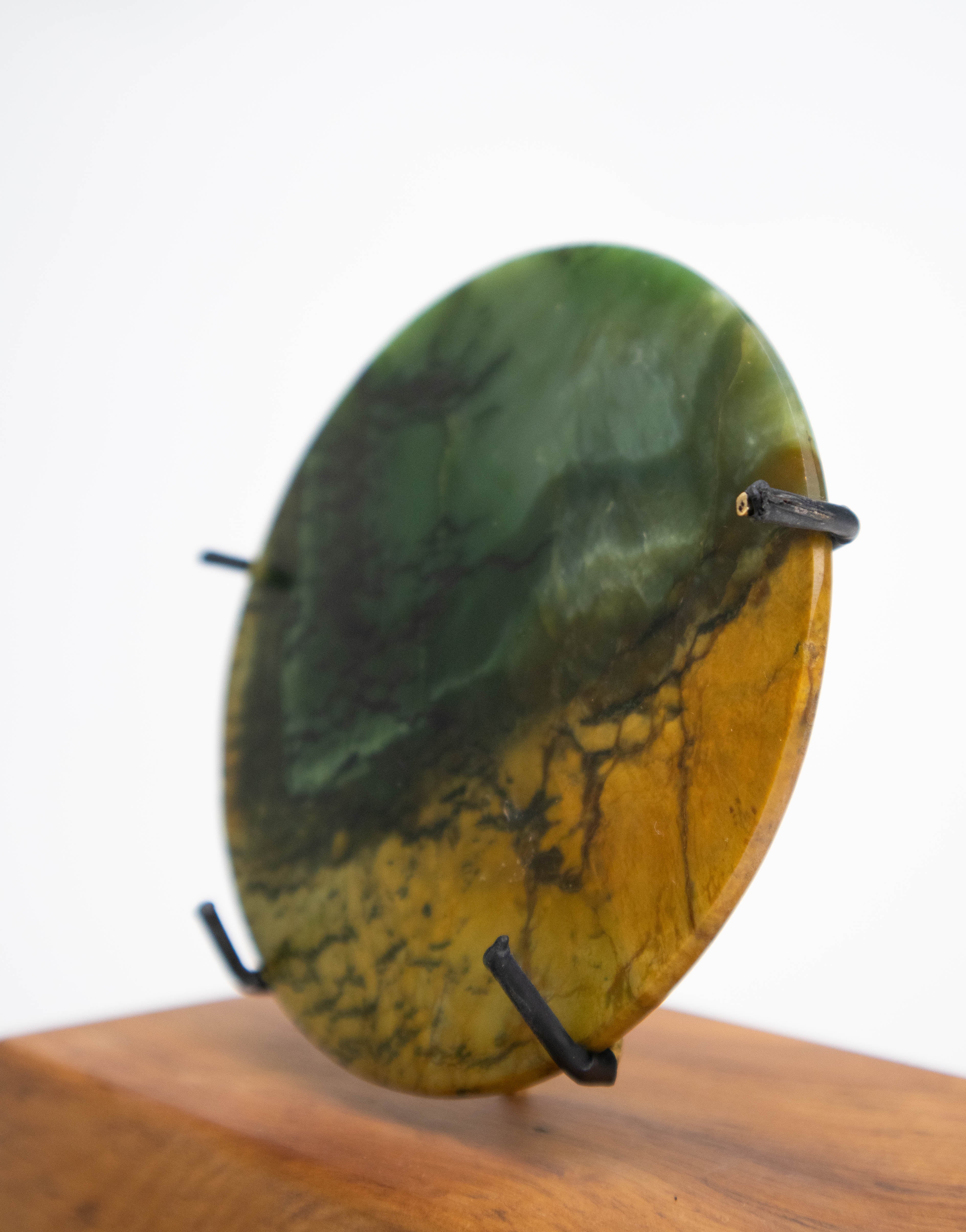 Pounamu Disc Sculpture