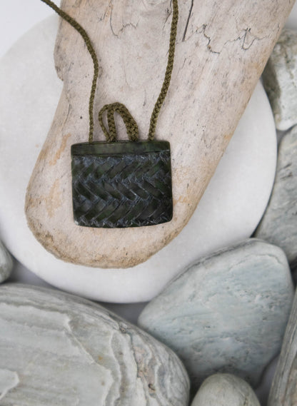 Pounamu Kete Pendant