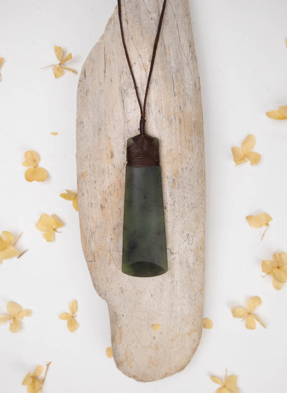 Crossover Pounamu Toki