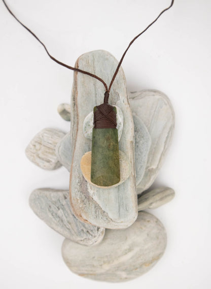 Crossbound Pounamu Toki