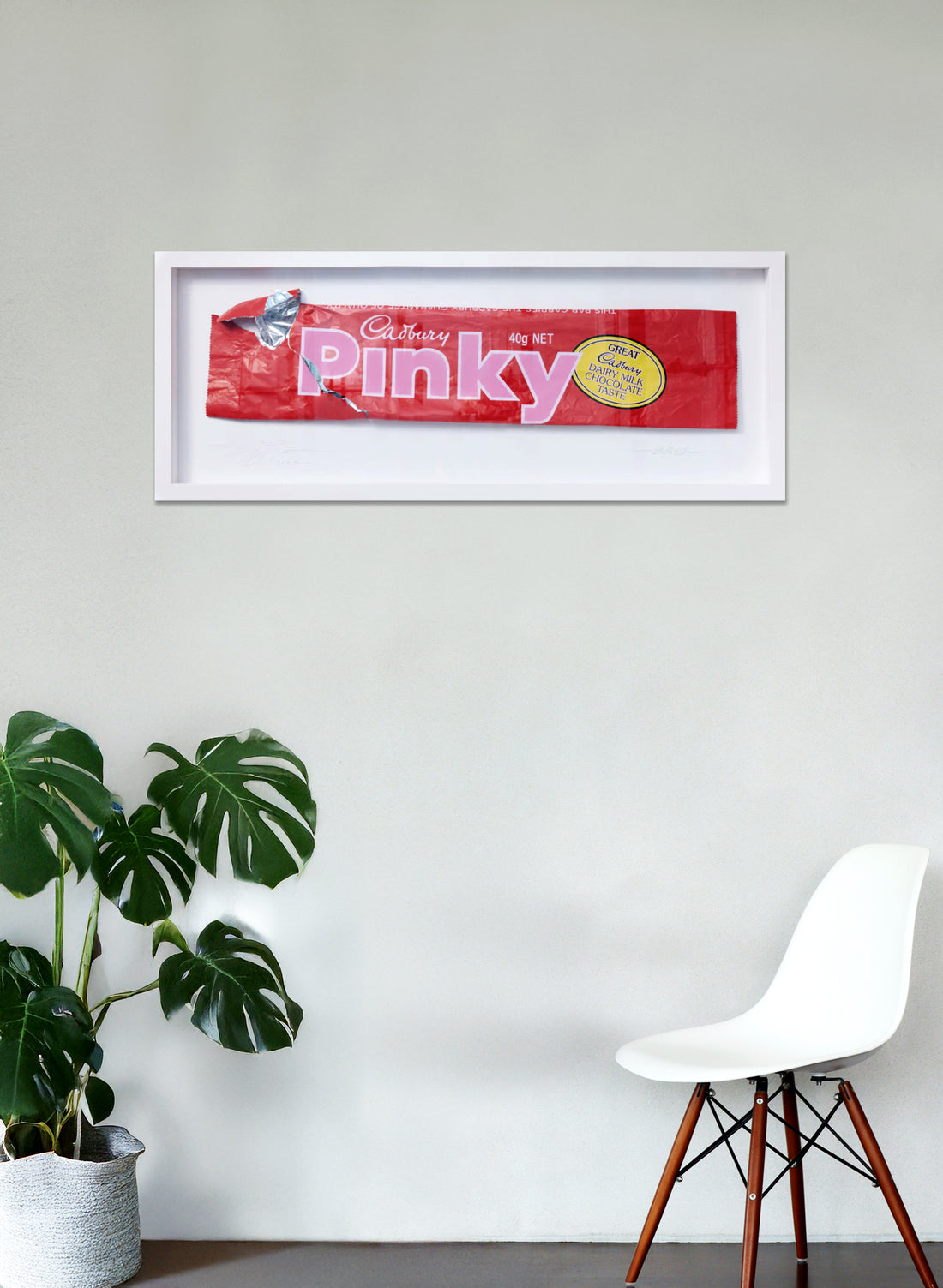 Framed Pinky Wrapper