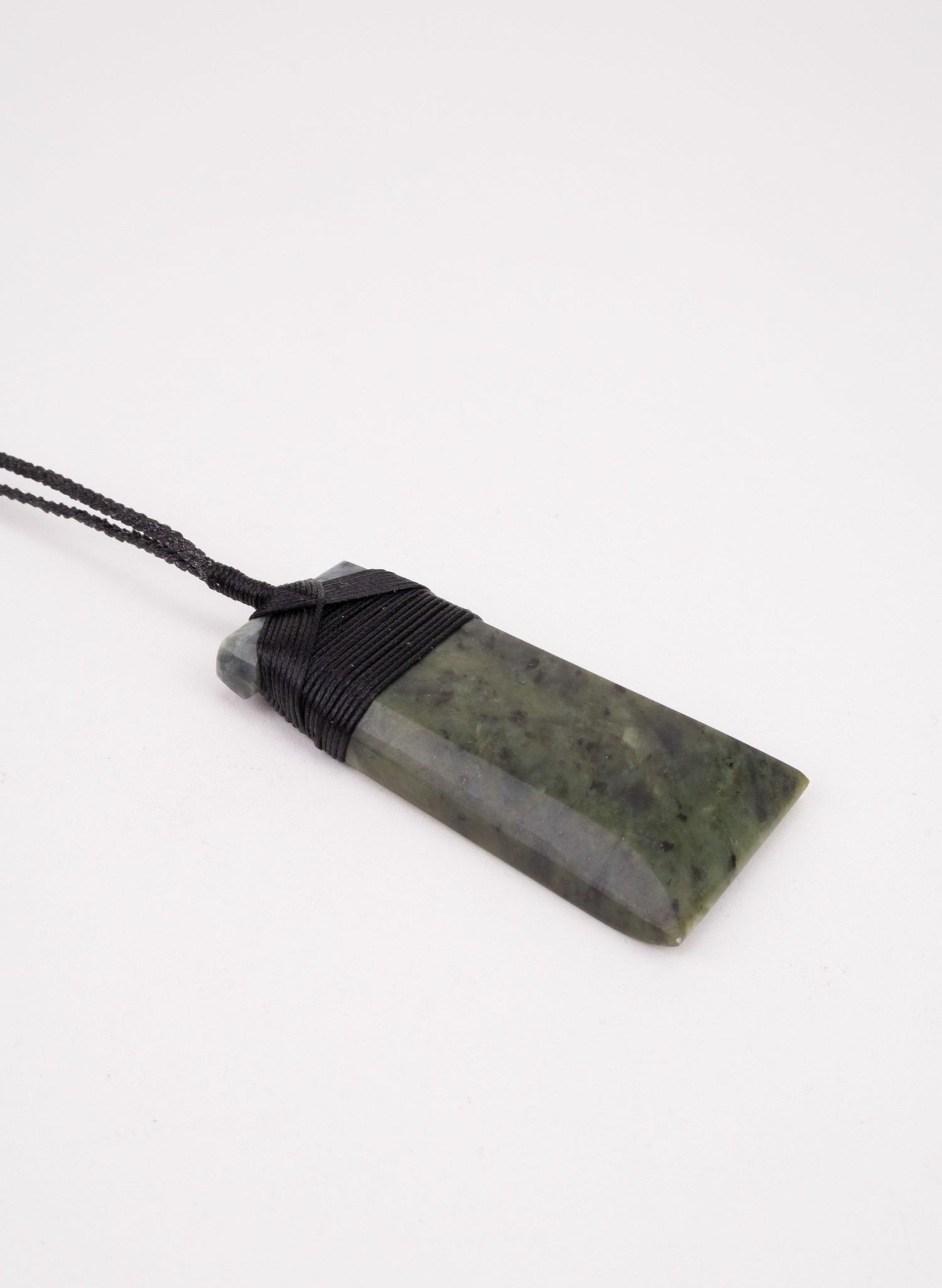 Bound Pounamu Toki