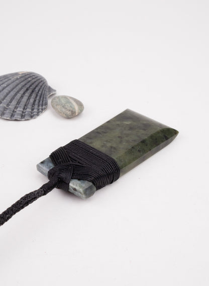 Bound Pounamu Toki