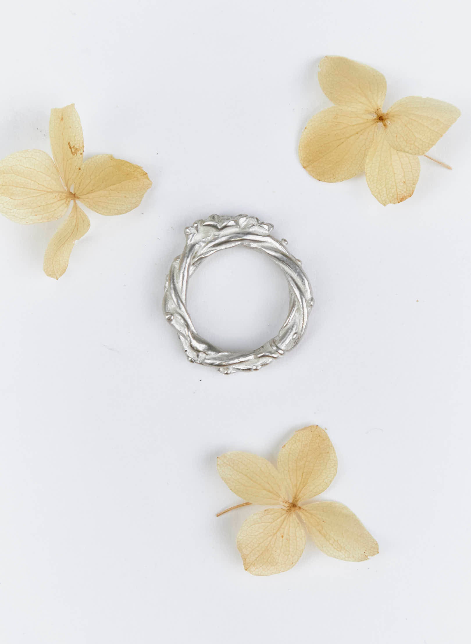 Twisted Vines Flower Ring