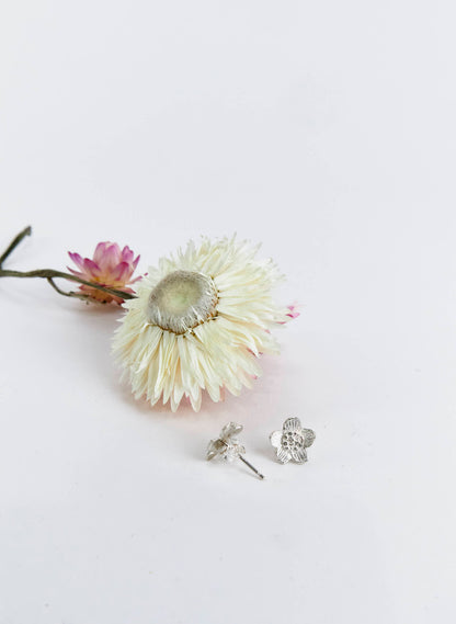 Daisy Flower Stud Earrings