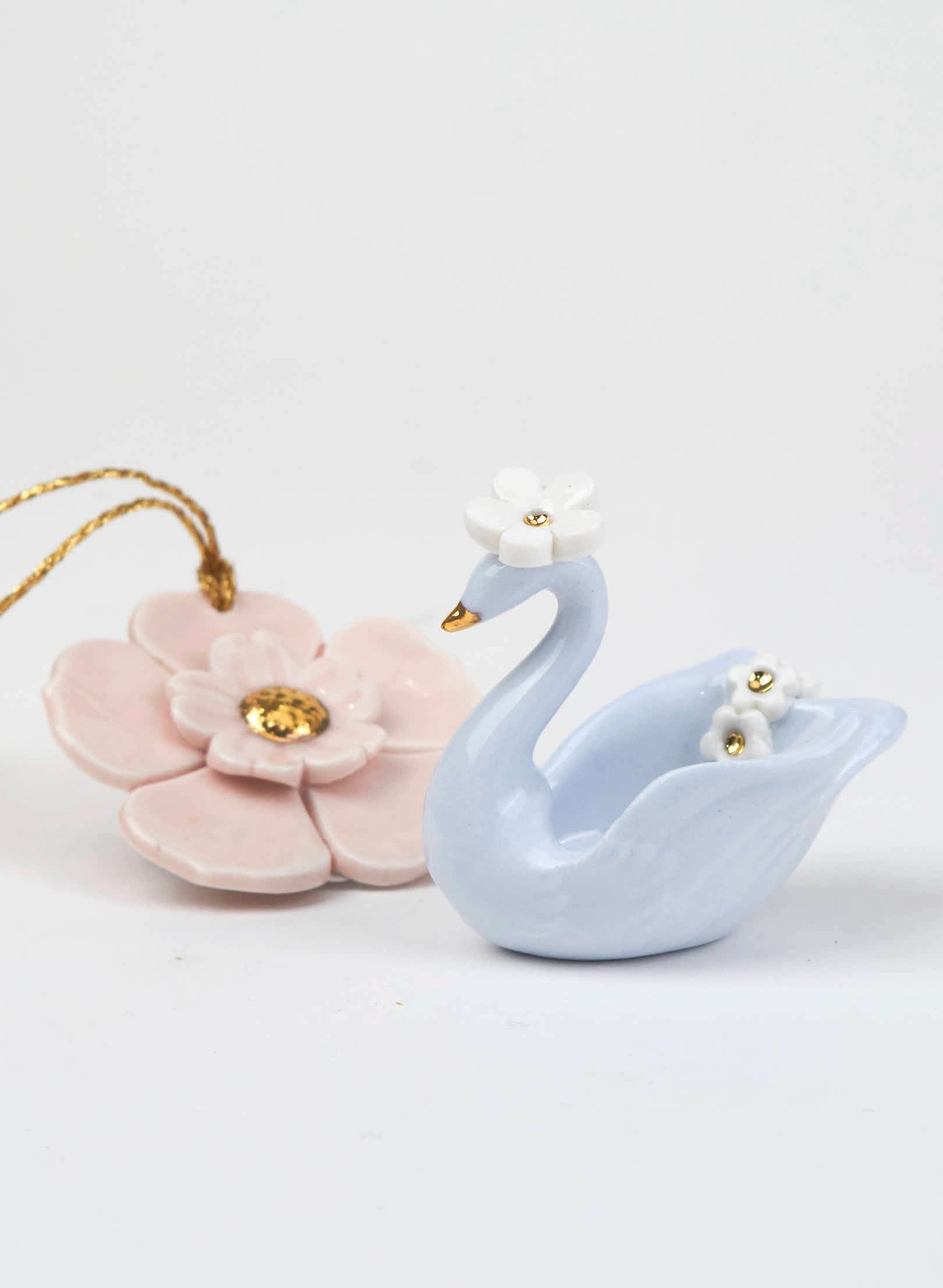 XSmall Blue Swan with Gold &amp; White Flowers 