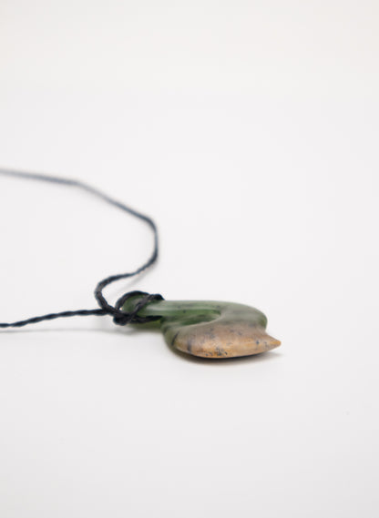 Twist Leaf Pounamu Pendant