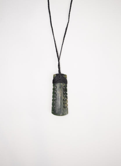 Bound Pounamu Toki