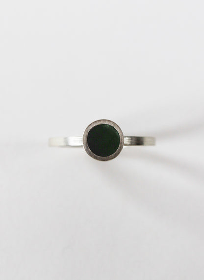 Pounamu Caim Circle Ring